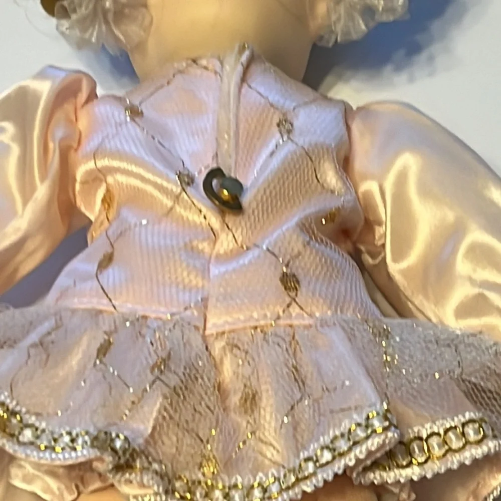 The‎ San Francisco Music Box Ballerina Porcelain Doll Musical Wind Up 12 Inch